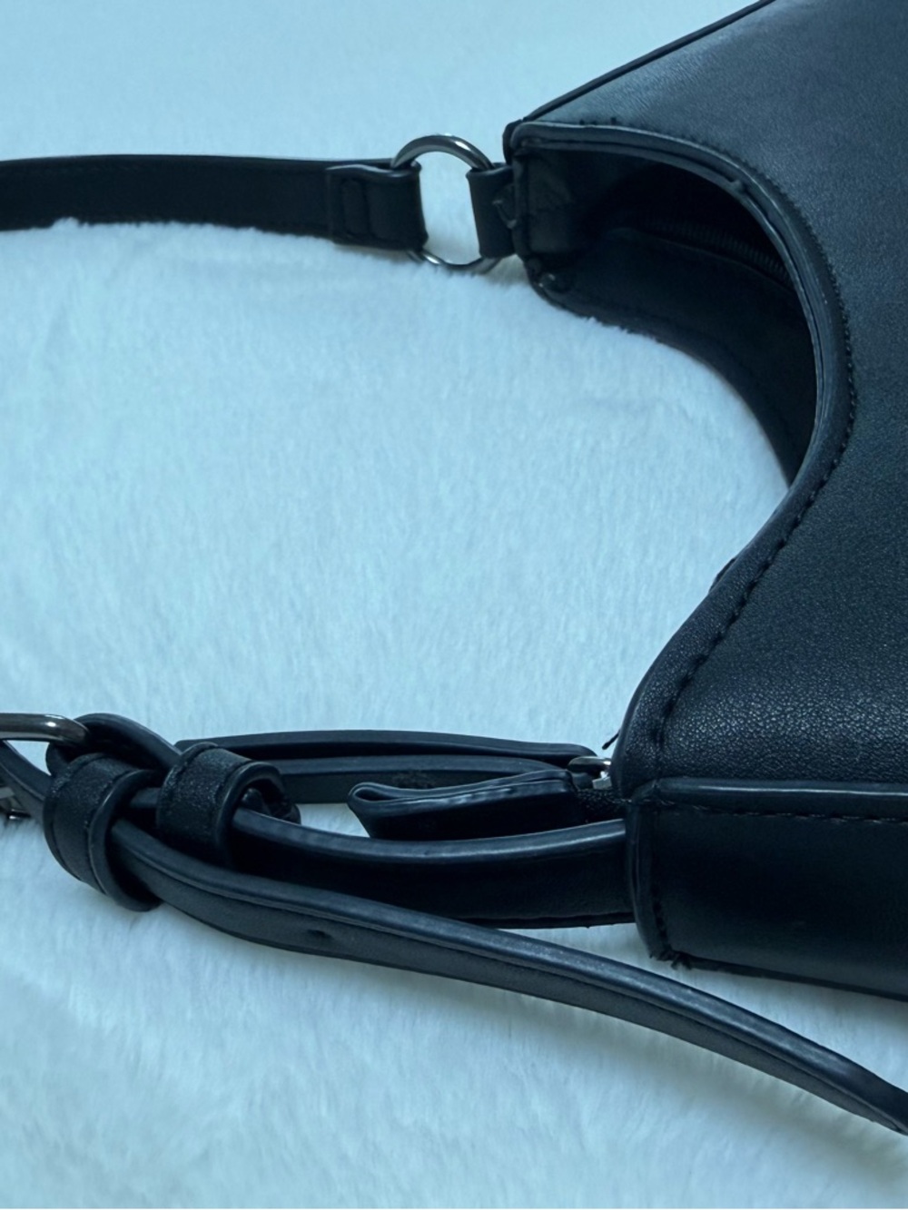 SHOULDER BAG Minimalist Classic Black Size OS GUC - Picture 7 of 16